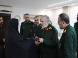 گلستان ما - دیدار جانشین فرمانده کل سپاه با خانواده شهید سلطانی